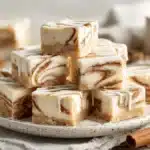 cinnamon roll fudge - featured image